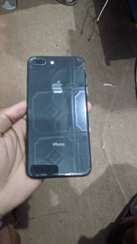 iPhone 8plus 64gb non Pta ha  79 battery healt PUBG ma 60 fps deta ga 1