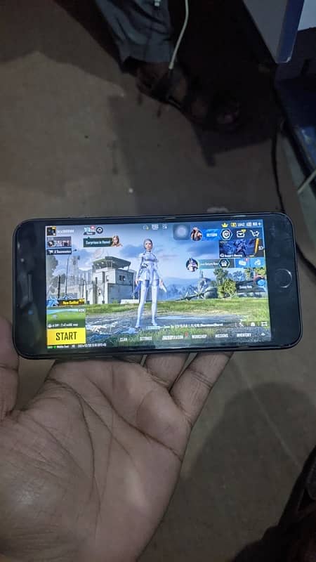 iPhone 8plus 64gb non Pta ha  79 battery healt PUBG ma 60 fps deta ga 2