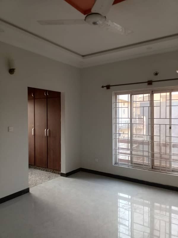 10 Marla full house available for rent bahria Enclave Islamabad 8