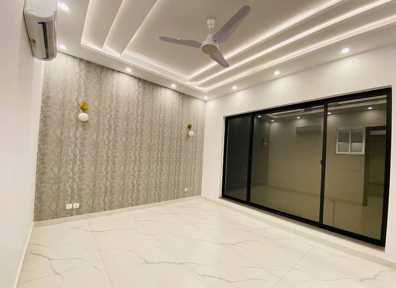 1 Kanal House for Rent in DHA Lahore Phase 5 Near park 19