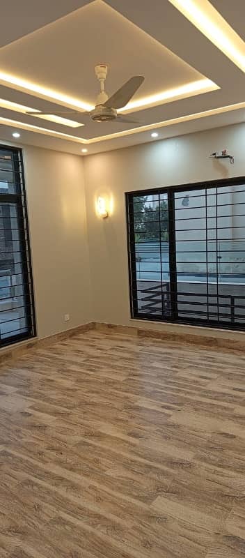 1 kanal upper portion available for rent bahria Enclave Islamabad 19