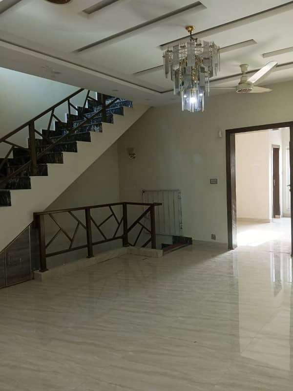 Bahria Town, 10 Marla Triple Storey House 6 Beds With Attached Baths Outstanding Location Gas Installed On Investor Rate 23