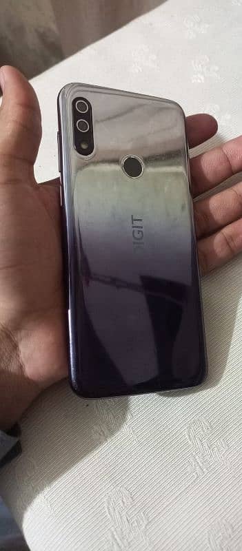 Digit play mobile 2 month used with box 3gb 32gb no open geniune phone 0