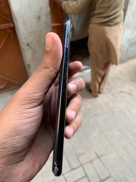 iphone 7 plus 256 gb pta approved 1