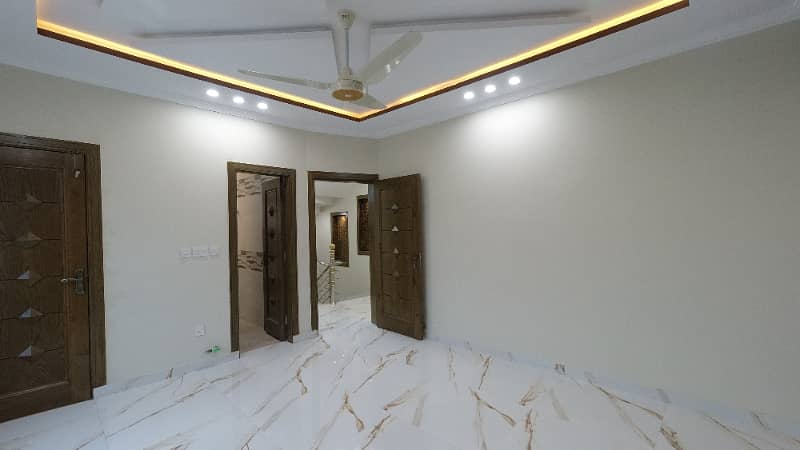 Bahria Town Phase 8 10 Marla Designer House Perfectly Constructed Outclass Location Outstanding View On Investor Rate 12