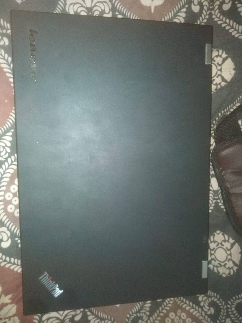 Lenovo Thinkpad 3rd Gen. 4gb ram 500gb rom Windows. 10 1