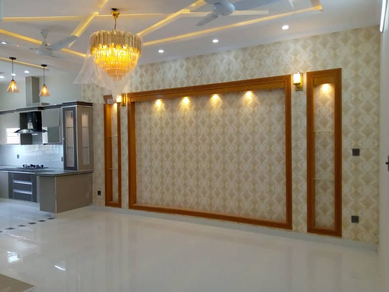 House Of 7 Marla For Sale In Bahria Town Phase 8 31