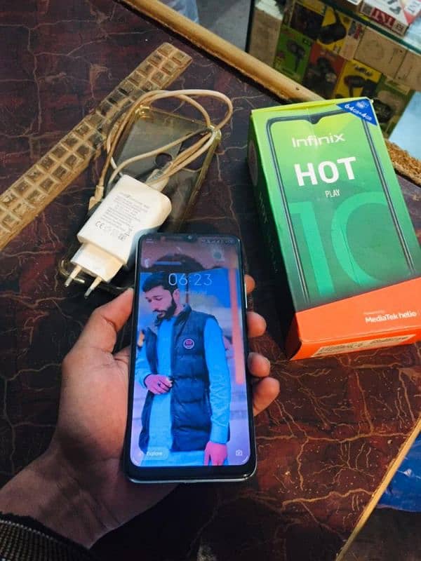 Infinix Hot 10 Play 4/64 Full box 3