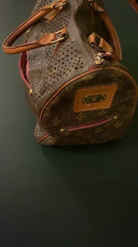 AUTHENTIC LOUIS VUITTON SPEEDY BAG 3