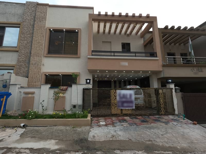 Aesthetic Prime Location House Of 7 Marla For Sale Is Available 0