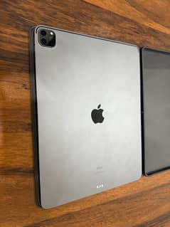 ipad pro 12.9 M1 256gb