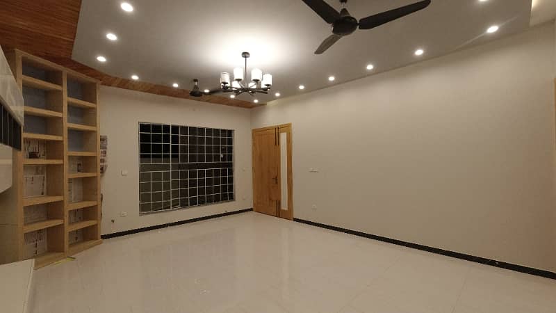 In Rawalpindi You Can Find The Perfect Prime Location House For sale 29