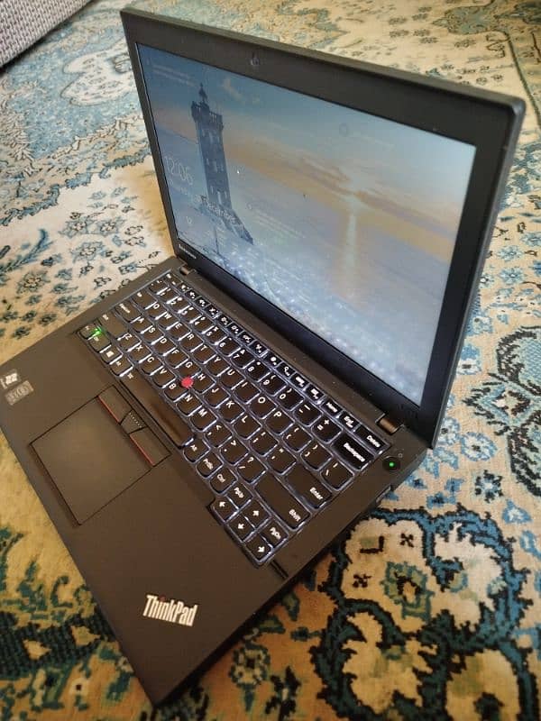 Laptop Core i5 ThinkPad 4