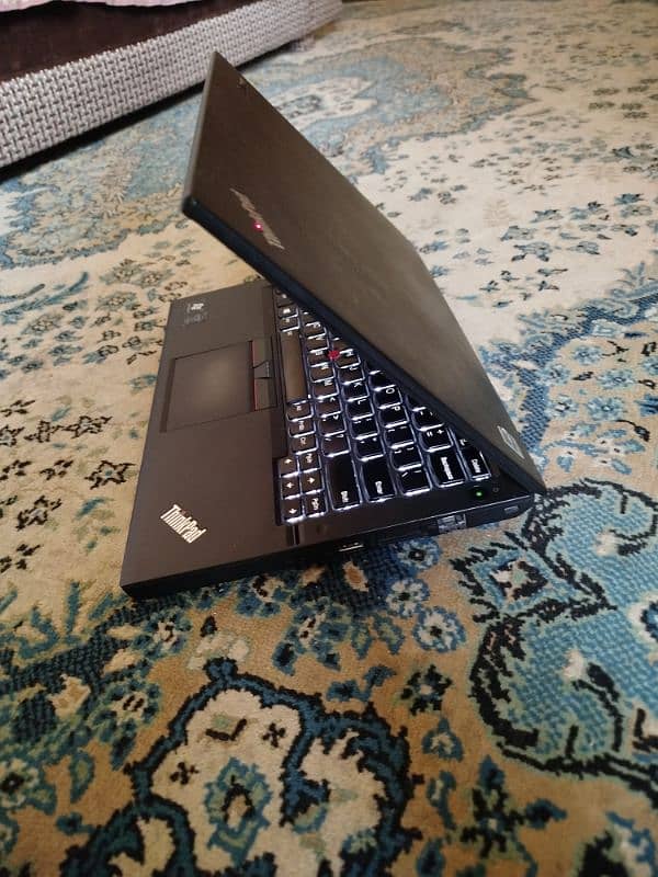 Laptop Core i5 ThinkPad 9