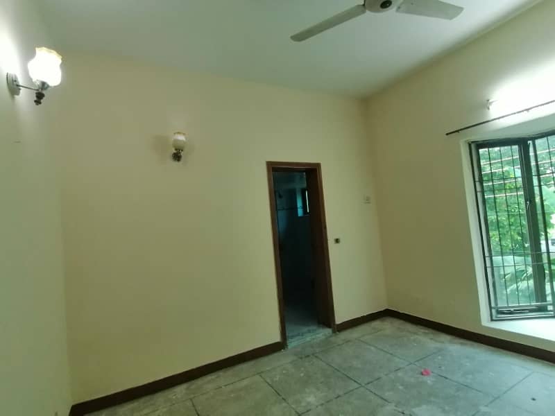 DHA 1 Kanal VIP Upper Portion With Separate Gate For Rent In Phase2 13