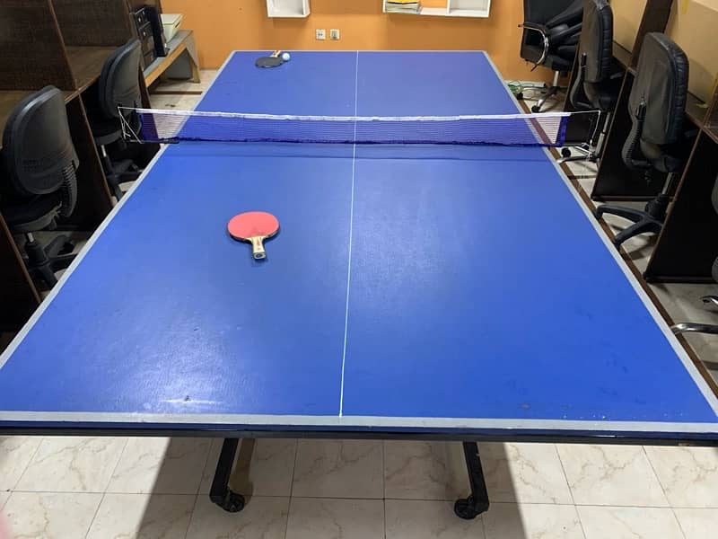 Table Tennis with 4 bats and net 1