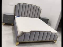 Bed set with side tables