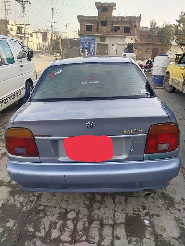 Suzuki Baleno 2002 4