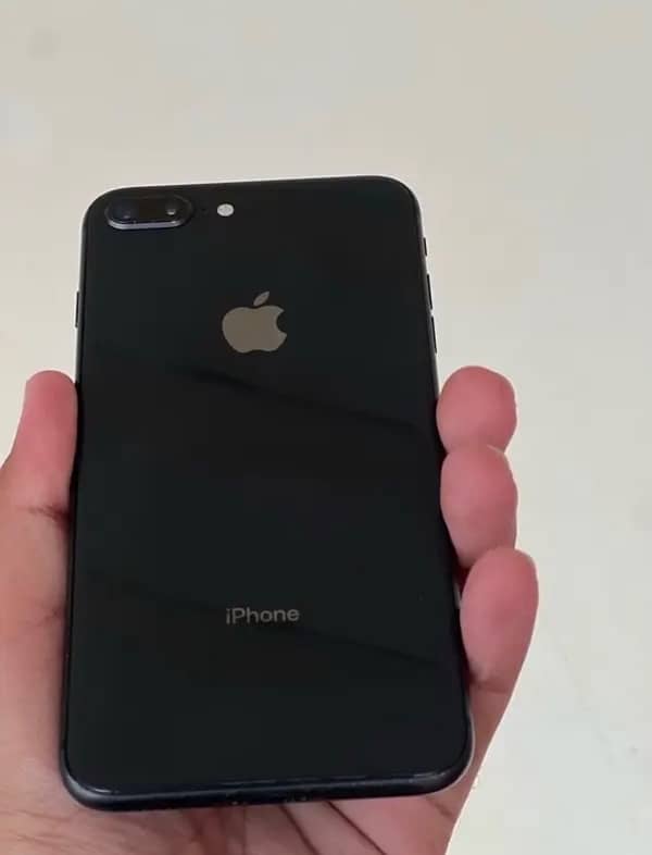 iPhone 8 plus factory unlock 1