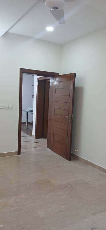 10 Marla Upper Portion With Gas Available For Rent In Sector A 6