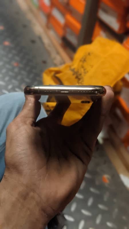 iPhone XS non pta fu 1