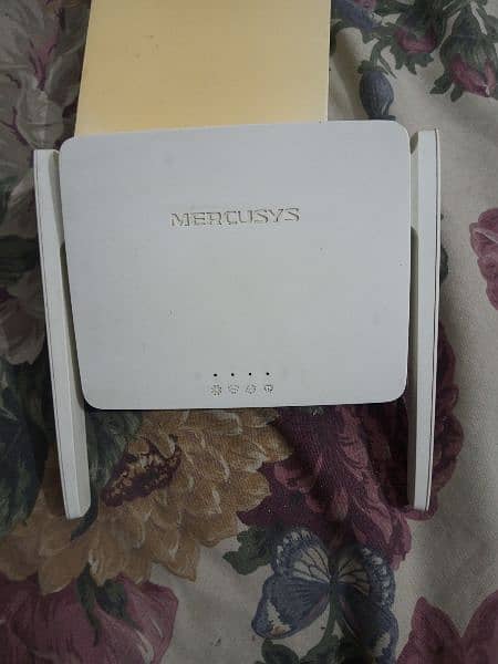 MERCUSYS Router and huawei connecter fiber 1