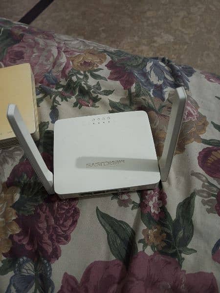 MERCUSYS Router and huawei connecter fiber 2