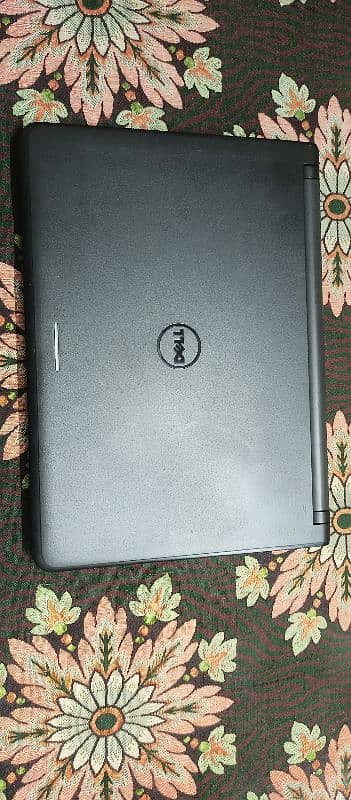 Dell latitude 3340 0