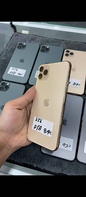 iPhone 11 pro Max 256 GB PTA proud my WhatsApp 0329=48=79=452 1