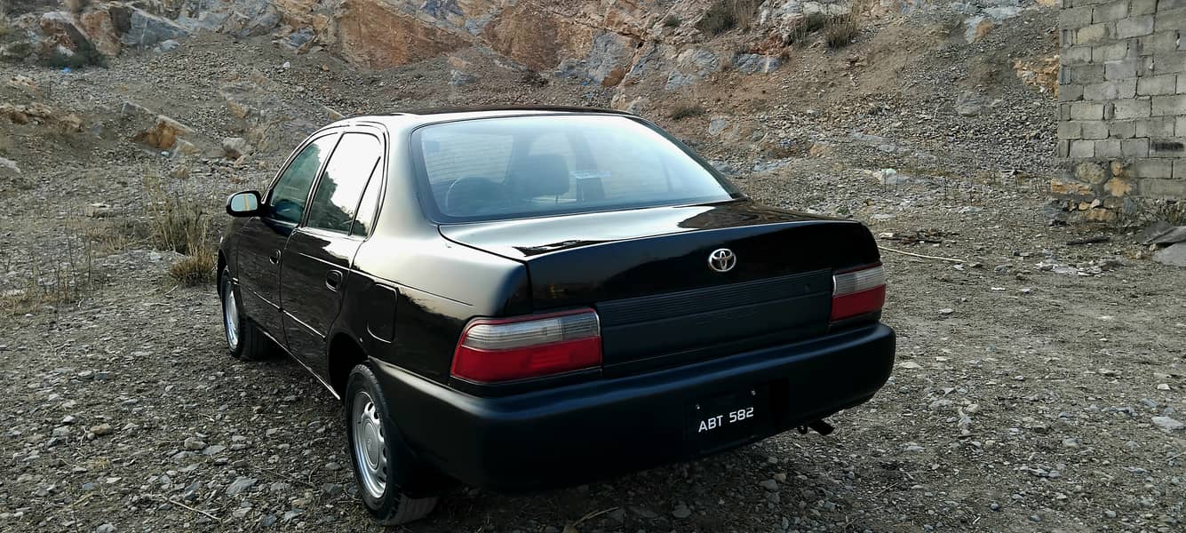 Toyota Corolla XE 1998 3