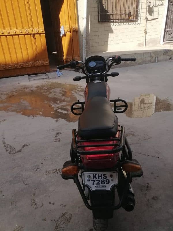 Suzuki GD110 4