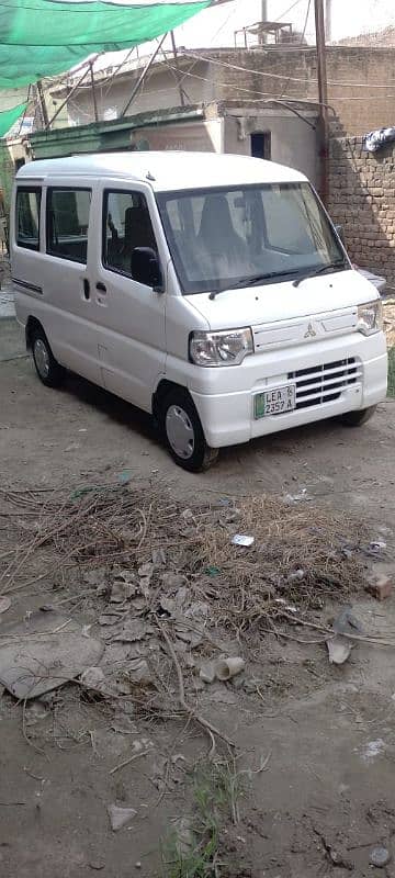 Mitsubishi Minicab Bravo 2016 9