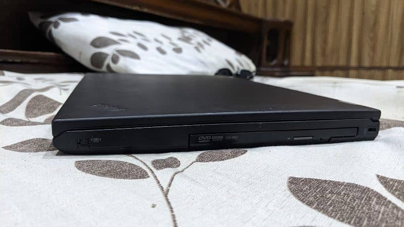 Lenovo ThinkPad core i 5 3rdgen 1