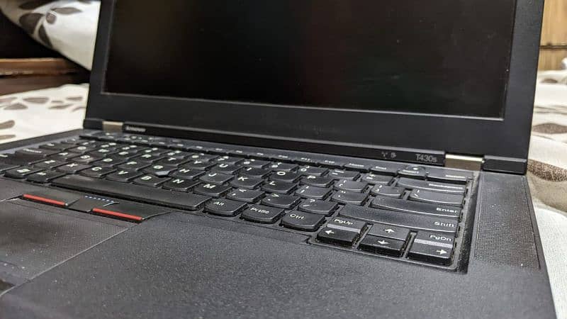 Lenovo ThinkPad core i 5 3rdgen 7