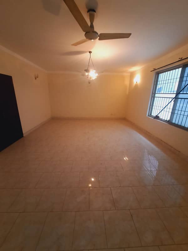 2 Kanal Proper Double Unit Full House Is Available For Rent In Dha Phase 1 Near Main Ghazi Road 21