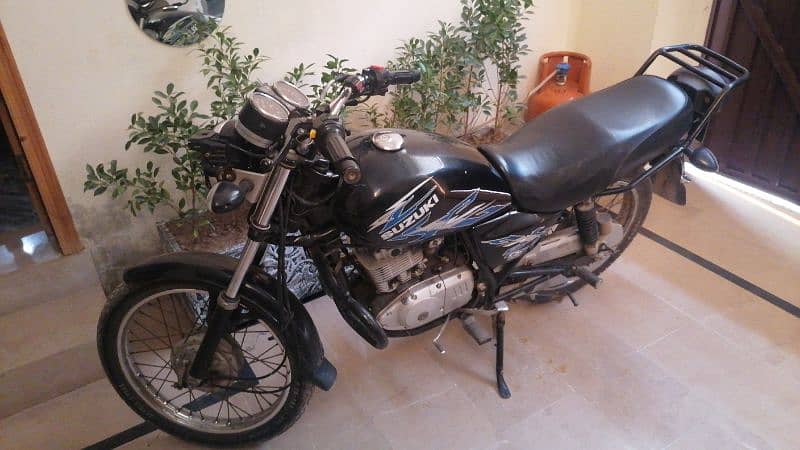 Suzuki gs 150 modal 2014 10/10 condition 2