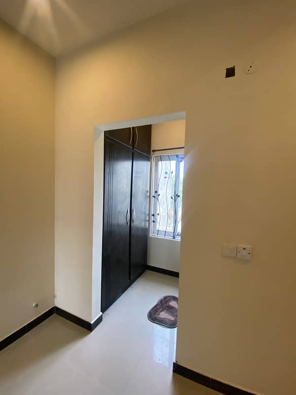 5 Marla upper Portion for Rent in D-12 Islamabad 4