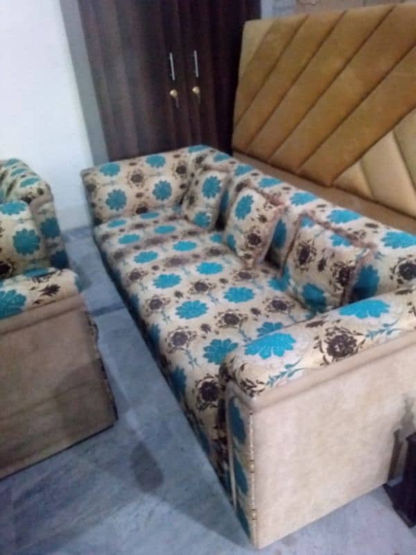 sofa with used and good condition 1