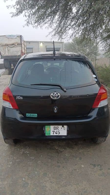 Toyota Vitz 2008  model 4