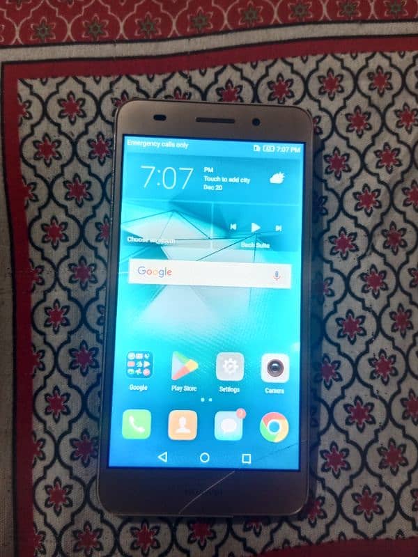 Huawei Y6 original mobile. All set okay. 0