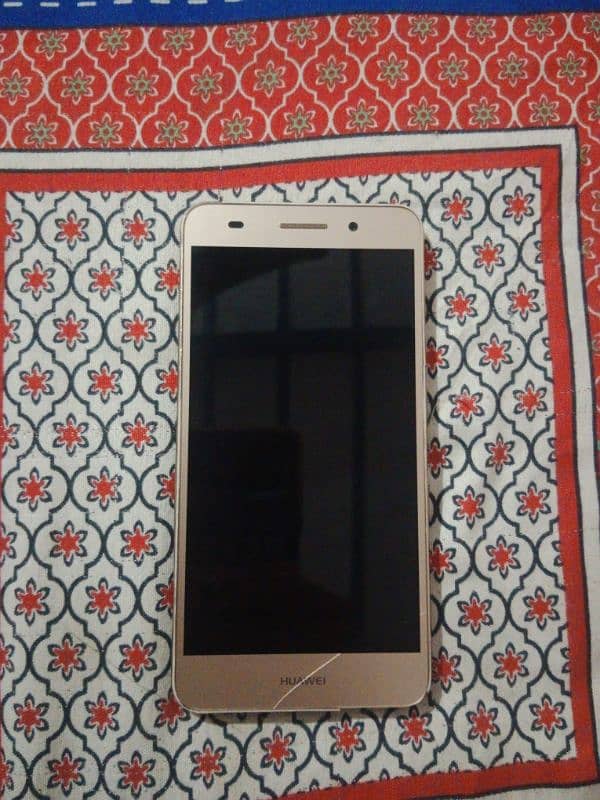 Huawei Y6 original mobile. All set okay. 1