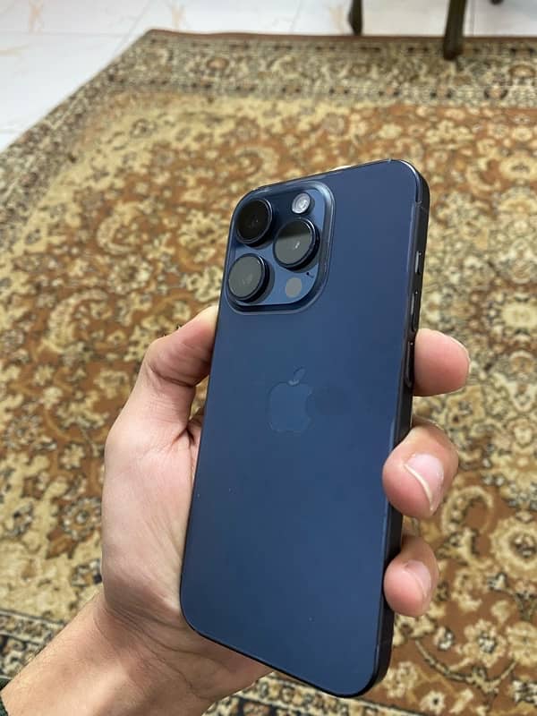 Iphone 15 Pro (256gb) 0