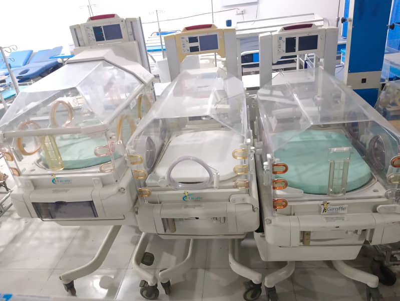 Imported/ Local Baby Incubator, Infant Baby Warmer, Resuscitation unit 1