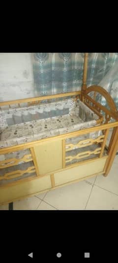 baby bed 10by 9 condition