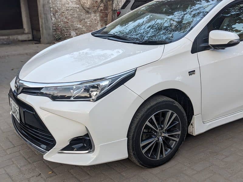 Toyota Corolla Altis 1.6 X 2022 10