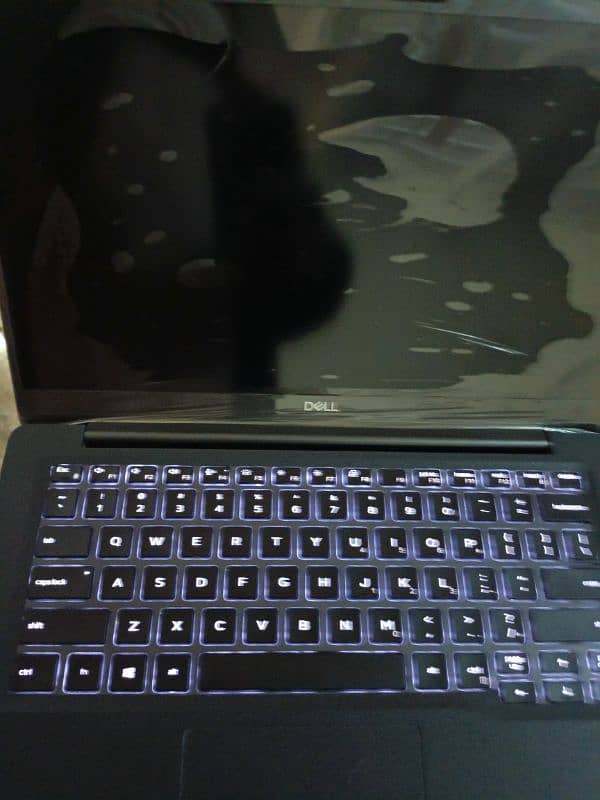 Dell 7400 i5 8th Generation 5