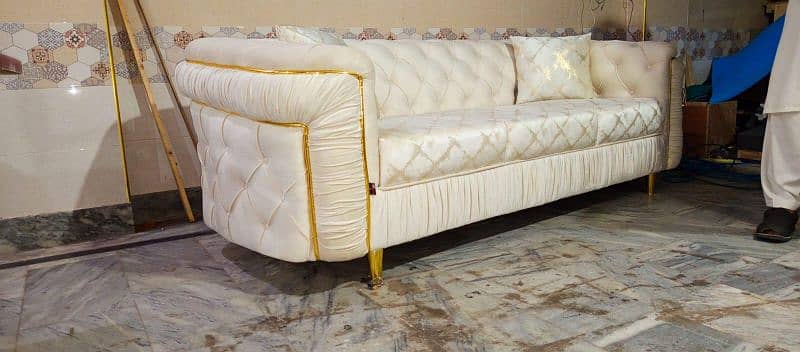 luxury  chesterfield sofa set 6 seater 15000 per seat 16