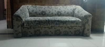 2 seaters 3 used sofa set