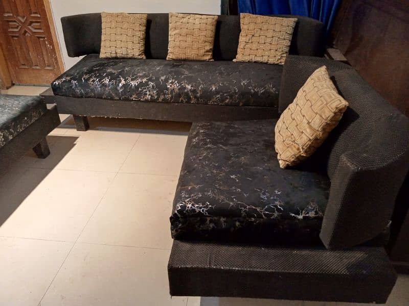 slightly used sofa set 3 2 1 seater call 03124049200 1