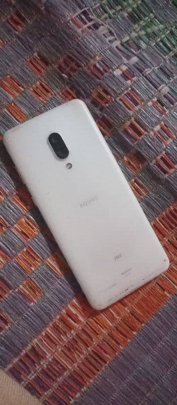 Sharp Aquos Zero 2 7